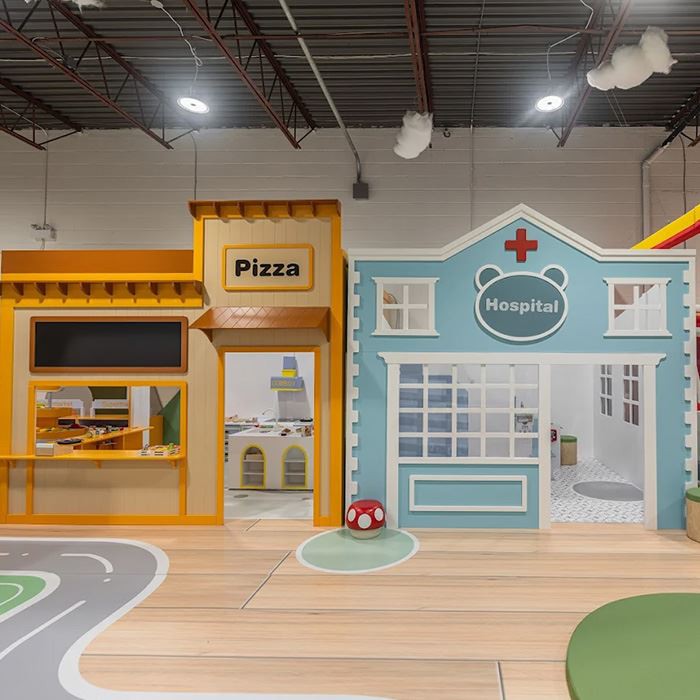 Crafting 230㎡ Natural - Themed Kids Cafe Playground in Canada